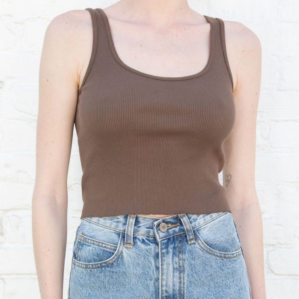 brandy melville sheena crop brown tank <3